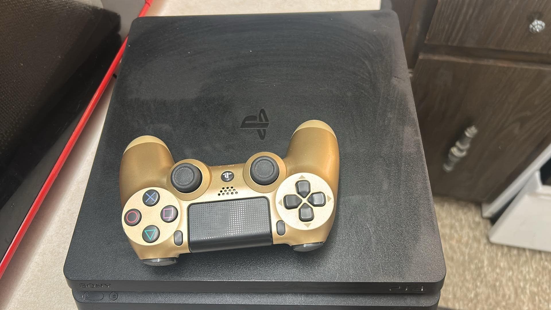 PS4