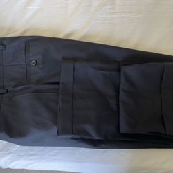 Pronto uomo 30 X 31.5 Dress Slacks. Tailored 