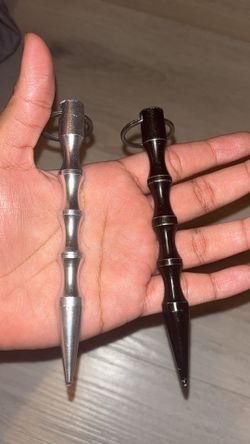 kubaton keychain  (self defense)