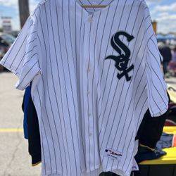 Majestic Men’s Chicago White Sox Authentic Size 52  