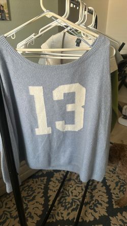 Hollister Sweater In XL