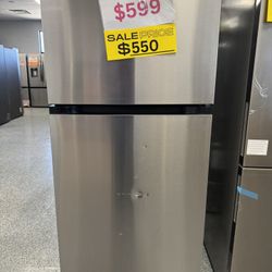 LG 28” Stainless Top Freezer Refrigerator 