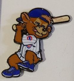 Chicago Cubs "CLARK THE BEAR" MASCOT LOGO BLACK CHROME Unbranded Collector's Pin (NEW) Please Read Description