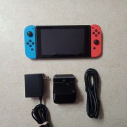 NINTENDO SWITCH *GREAT CONDITION*