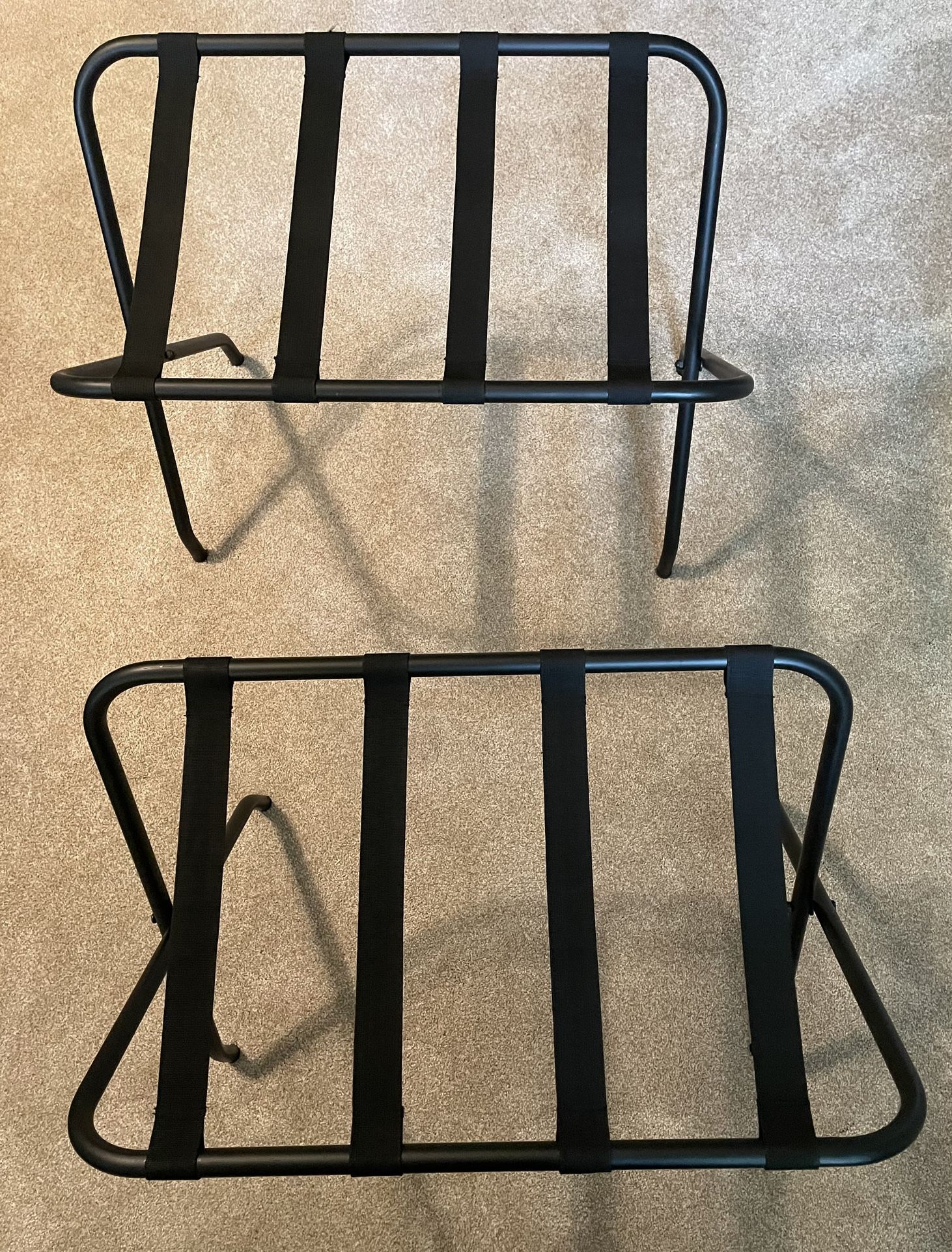 2 Luggage Racks