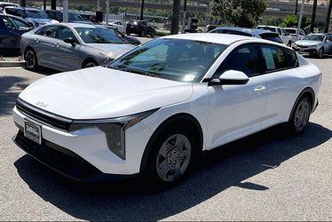 2026 Kia K4