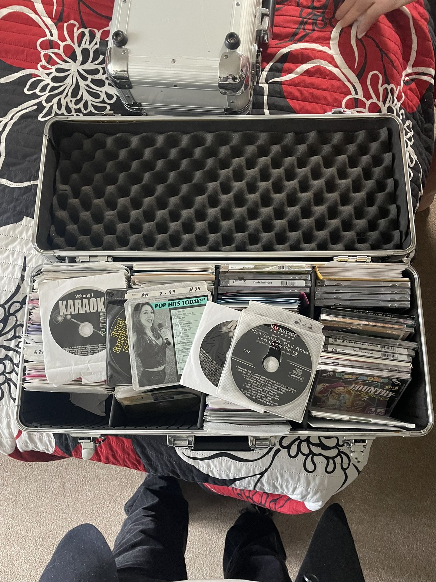 Over 500 Karaoke Cdg’s.