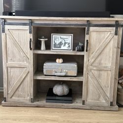 Farm House Style Tv Stand 