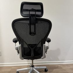 Herman Miller Aeron C Size Fully Loaded With Posture Fit Office Chair