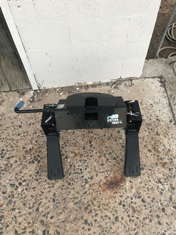 Reese 15,000 Lb 5th Wheel Hitch for Sale in Fort McDowell ...