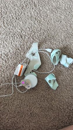Owlet sock in good condition