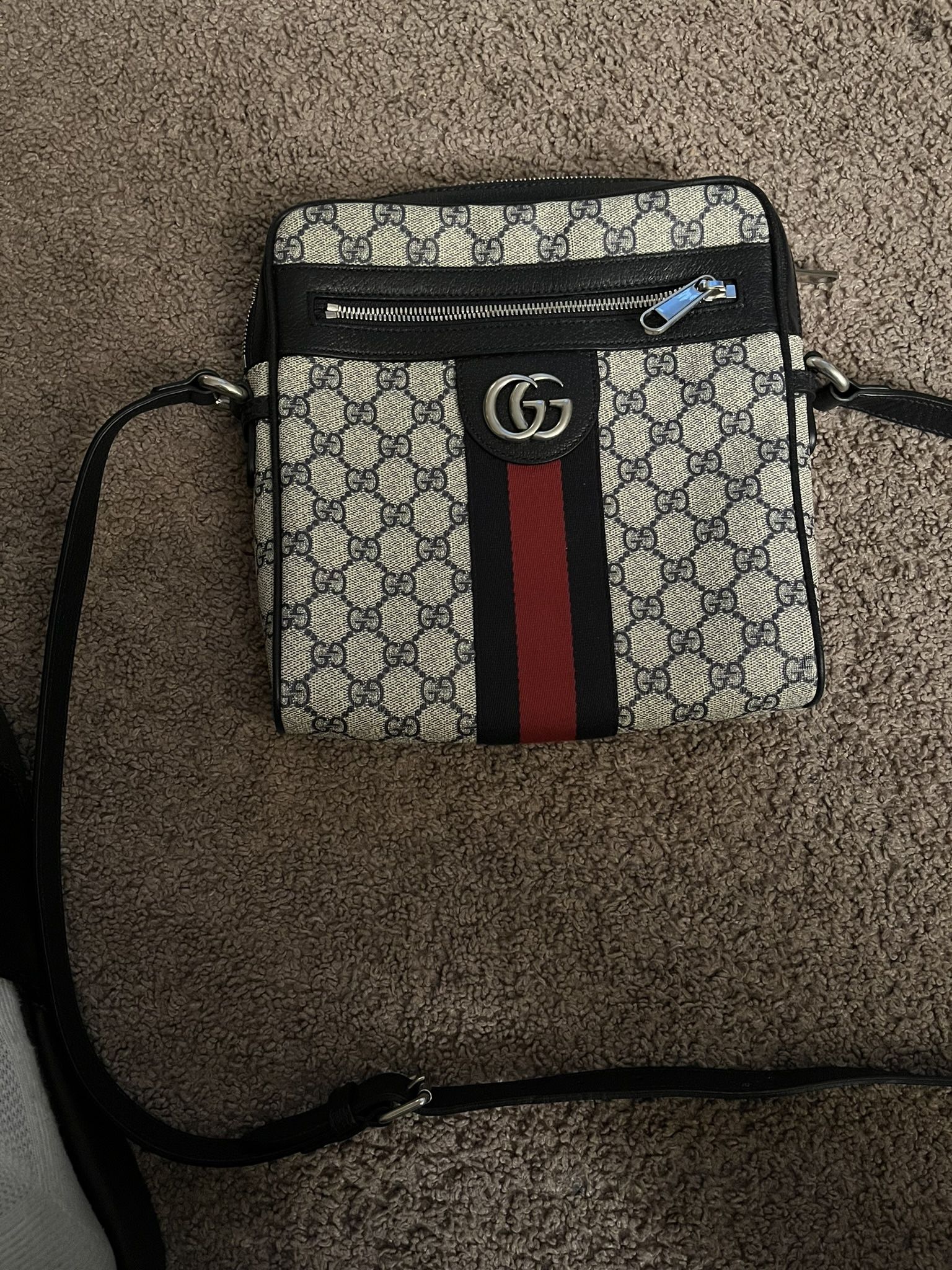 Gucci Ophidia Messenger Bag