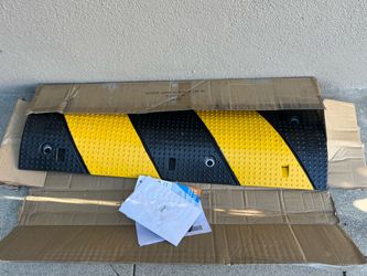 3.3 foot rubber speed bump
