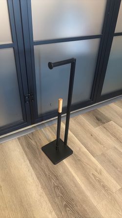 TP bathroom storage