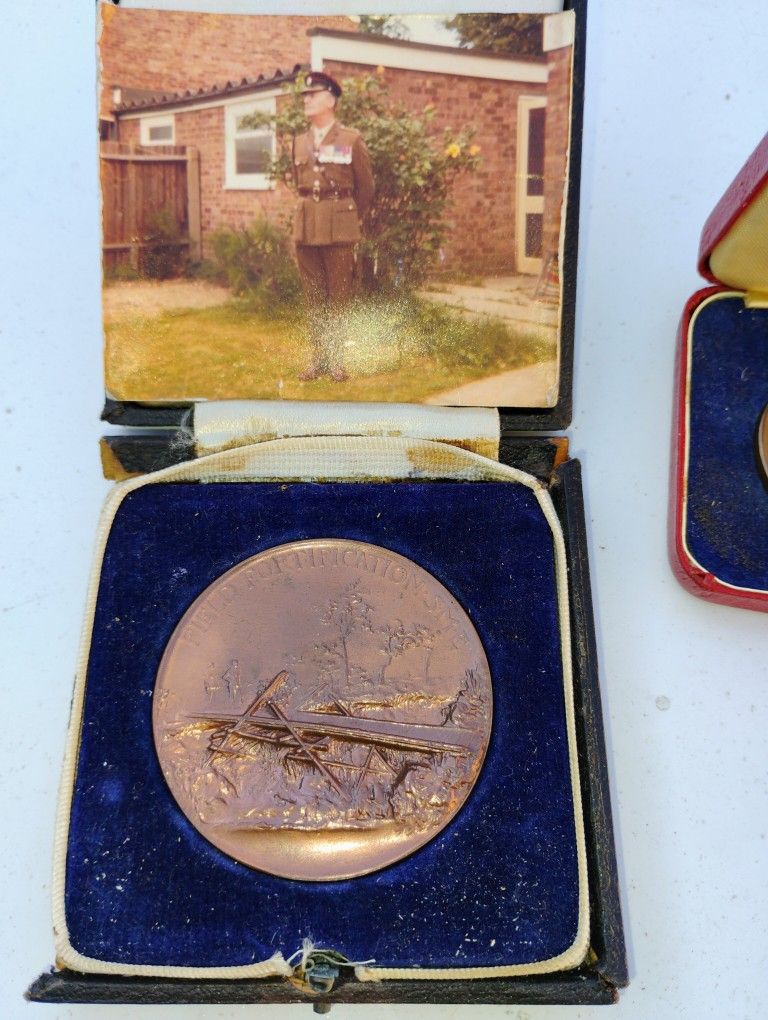 Commemorative Great Britain Military Medals