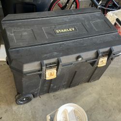 Stanley Mobile Tool Box 