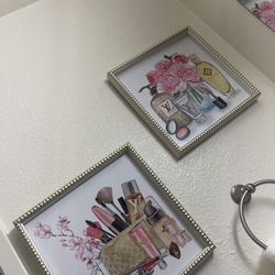 Picture Frames LV 