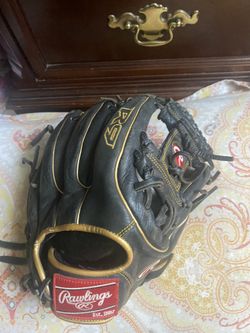 Rawlings R9 11 1/2 Inch Infield Glove
