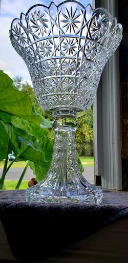 Vintage Discontinued Towle Crystal Centerpiece - Pinstar Pattern - 14" Tall