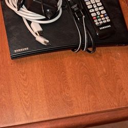 DVD Player And TV 32inch