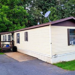 Mobile Home for sale  Marysville, PA.