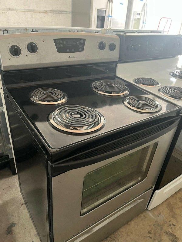Stove Amana Great Condition