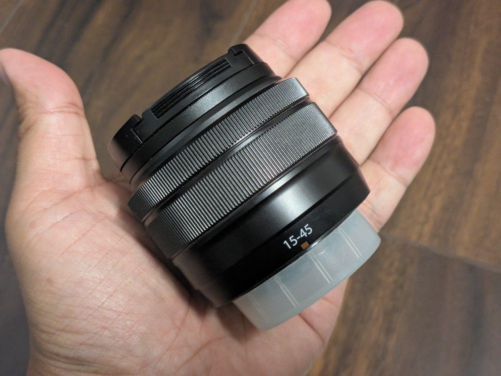 Fujifilm XC 15-45mm f/3.5-5.6 OIS PZ Lens in EXCELLENT condition