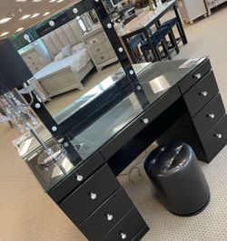 Avery Vanity & Top W/Led Black