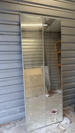 Bifold mirror door 30”