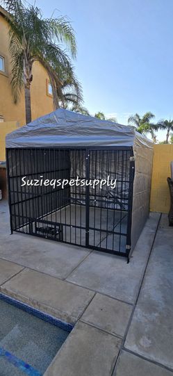 Brand new in box! Large Heavy duty dog kennel right under 7'x7', swivel feed door & bowls, roof top tarp & adjustable wrap around canopy thick reinfor