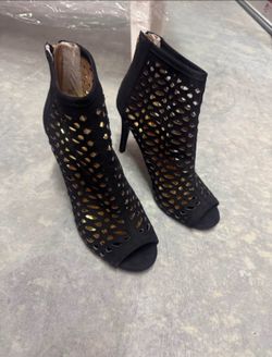 Woman’s shoes