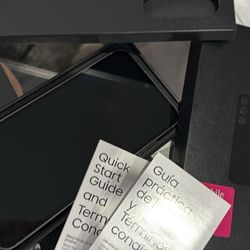 Samsung S23FE T-Mobile (Only Used 5 mo- in box with guide pamphlets)