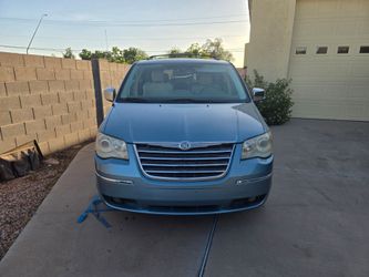 2008 Chrysler Town & Country