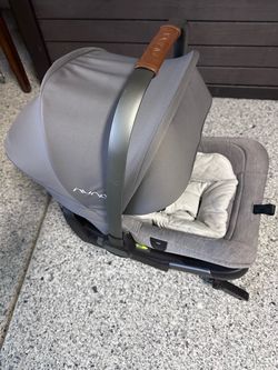 Nuna Infant Car Seat with Base