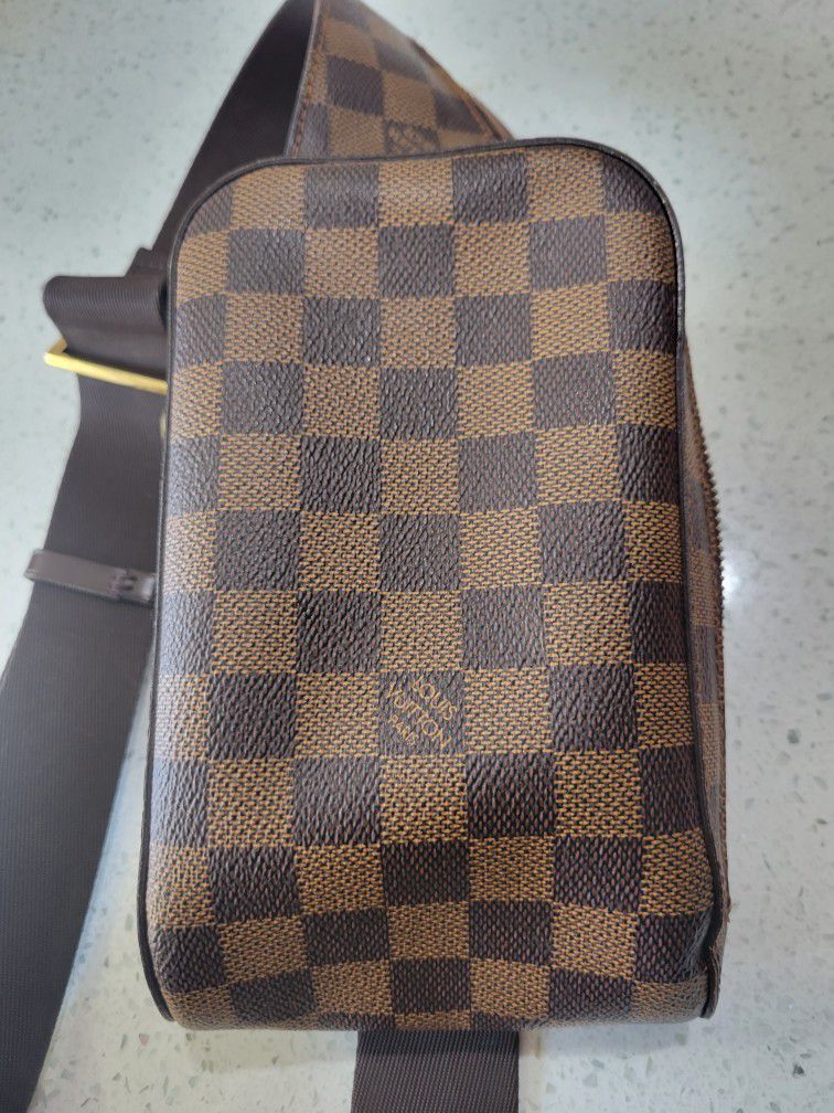 Louis Vuitton Geronimo Damier Ebene for Sale in Staten Island, NY - OfferUp