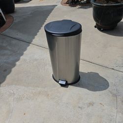 Stainless Steel Tall Kitchen Trash Can With Foot Pedal