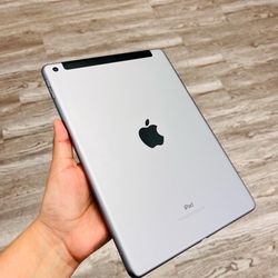 iPad 6th gen lte WiFi 32GB