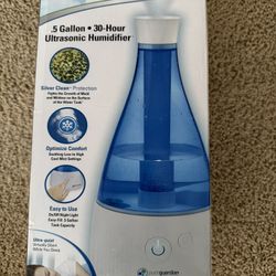 New In Box Ultrasonic Cool Mist Humidifier 
