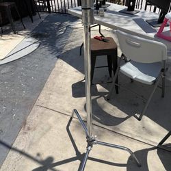 Avenger C Stand