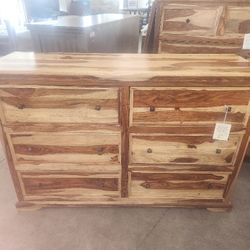 RUSTIC SOLID WOOD BEDROOM SET QUEEN BED, DRESSER, CHEST, NIGHTSTAND SHEESHAM WOOD