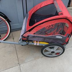 Instep.   Kids Trailer For 2