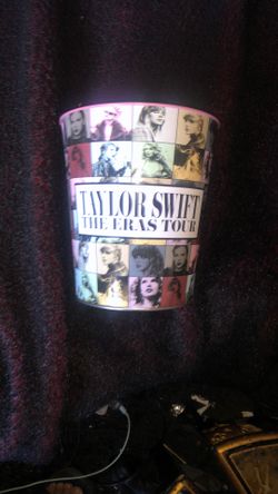 Taylor Swift, The Ears Tour Limited edition