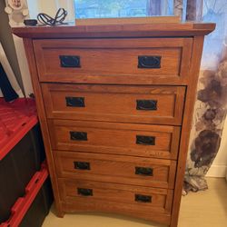 Dresser