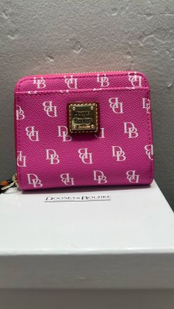 New Dooney and Bourke Wallet For Sale.. 