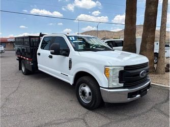 2017 Ford F350 Super Duty Crew Cab & Chassis