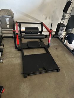 Hip thrust
