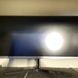 ultra wide monitor