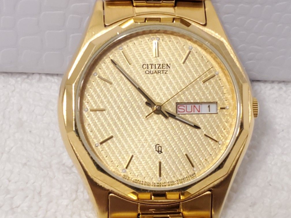 Vintage Citizen CQ Men's Day Date Gold Plated Stainless Steel Quartz Watch