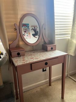 Rose Gold Vanity