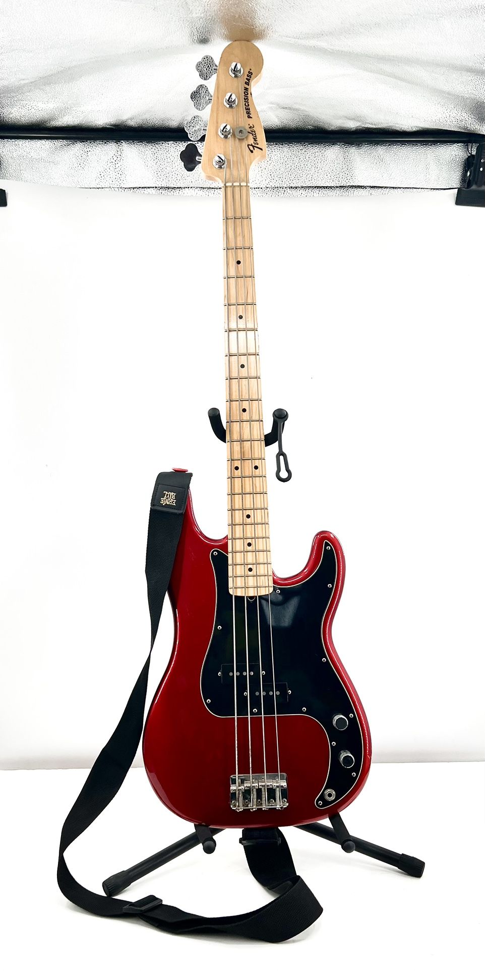 Fender American Precision Bass 4-string Red/Black